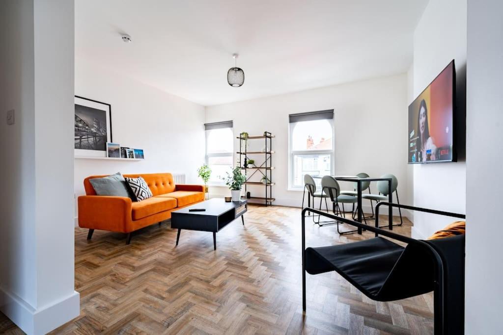 Isaacs View - First Floor Apartment クリーソープス エクステリア 写真